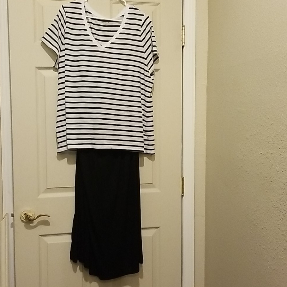 Ava Viv  Top & Designer History Skirt